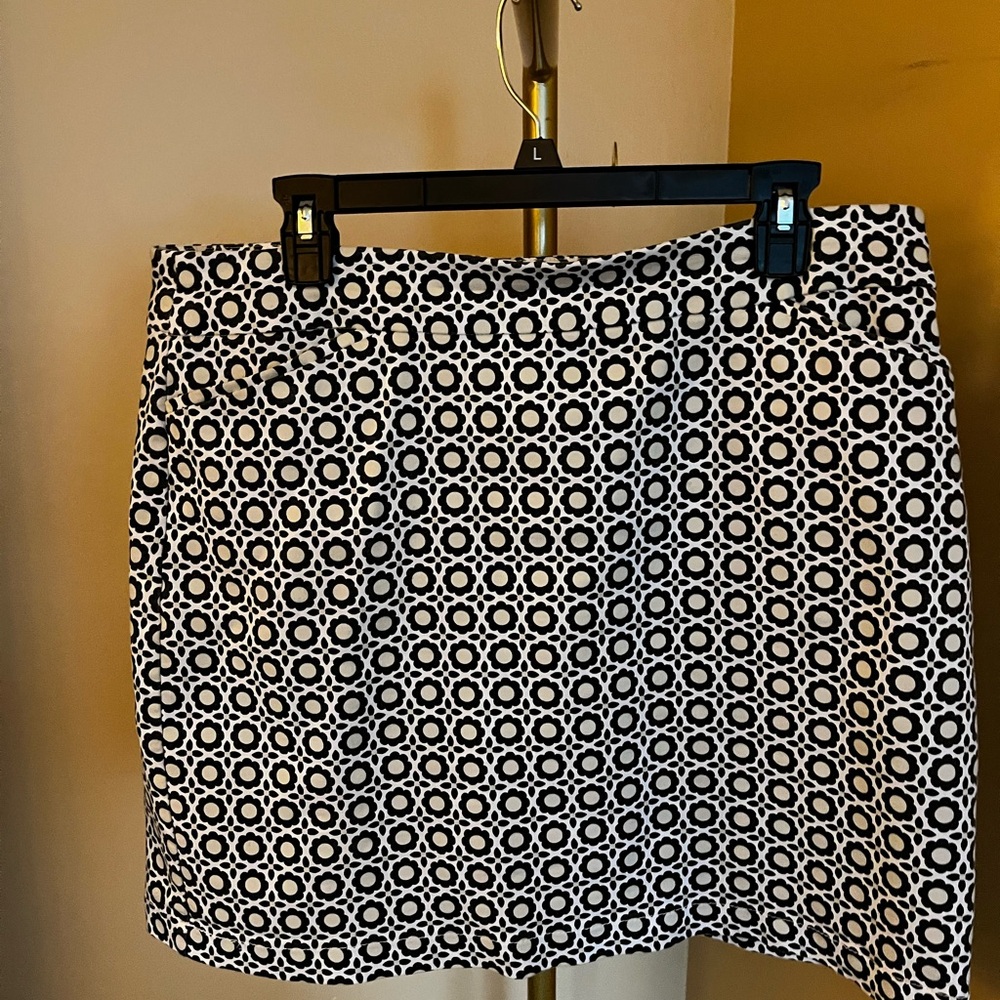 Croft & Barrow Black and White Geometric Mini Skirt